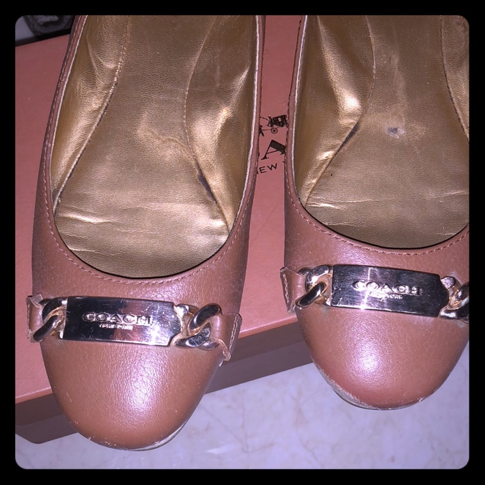 Coach flats